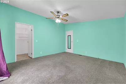 38431 Row River Rd, Dorena, OR 97434 - Photo 29