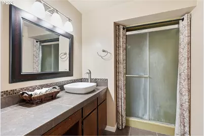 1055 N Lupine Ct, Canby, OR 97013 - Photo 19