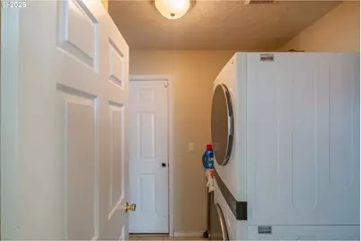 4769 Bayne St NE, Salem, OR 97305 - Photo 23