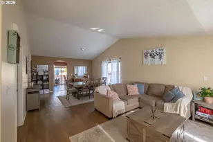 4769 Bayne St NE, Salem, OR 97305 - Photo 7