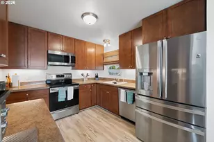 1860 Grant St, North Bend, OR 97459 - Photo 9