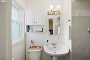 1860 Grant St, North Bend, OR 97459 - Photo 25