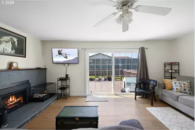 1860 Grant St, North Bend, OR 97459 - Photo 13
