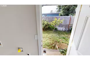 29700 Park Dr, Gold Beach, OR 97444 - Photo 23