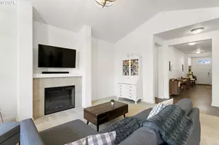 1300 N Broadway St, Estacada, OR 97023 - Photo 5