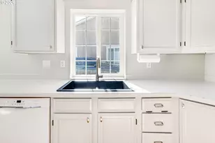 3235 NW Quay Dr, Lincoln City, OR 97367 - Photo 5