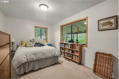 4644 Glen Echo Way, Central Point, OR 97502 - Photo 17