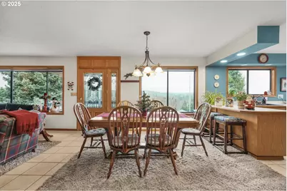 4644 Glen Echo Way, Central Point, OR 97502 - Photo 9