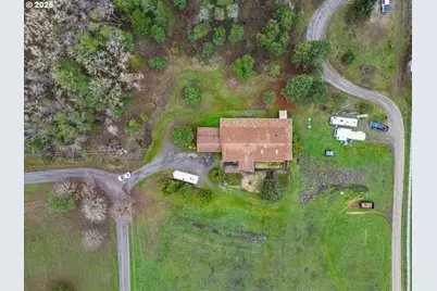 4644 Glen Echo Way, Central Point, OR 97502 - Photo 33