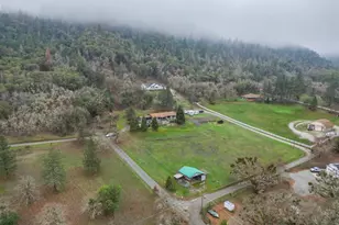 4644 Glen Echo Wy, Central Point, OR 97502 - Photo 31