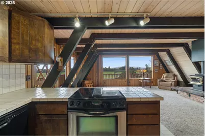 9660 Sollie Smith Rd, Tillamook, OR 97141 - Photo 21