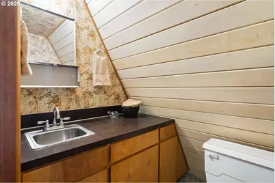 9660 Sollie Smith Rd, Tillamook, OR 97141 - Photo 31