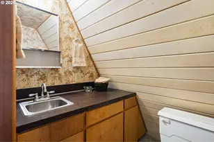 9660 Sollie Smith Rd, Tillamook, OR 97141 - Photo 31