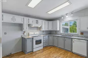 50 Heritage Blvd, Longview, WA 98632 - Photo 11