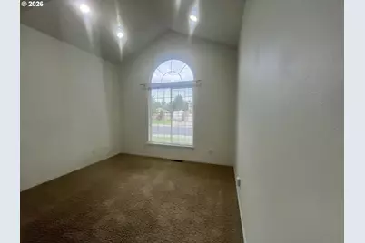 1728 W Alleluia Ave, Hermiston, OR 97838 - Photo 11