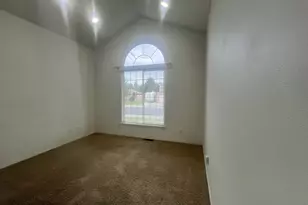 1728 W Alleluia Ave, Hermiston, OR 97838 - Photo 11