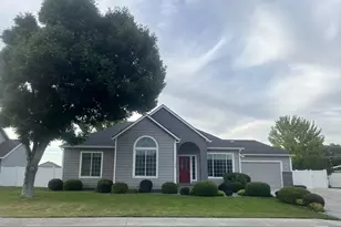 1728 W Alleluia Ave, Hermiston, OR 97838 - Photo 25