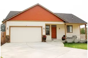 35640 Elk Meadows Dr, Saint Helens, OR 97051 - Photo 1