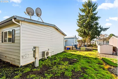 1400 Candlelight Dr #226, Eugene, OR 97402 - Photo 17