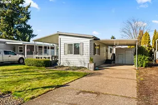 1400 Candlelight Dr, Eugene, OR 97402 - Photo 3