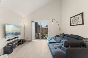 11131 SW 45th Ave, Portland, OR 97219 - Photo 17