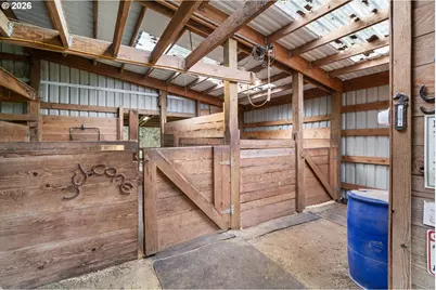 25140 S Dianne Dr, Beavercreek, OR 97004 - Photo 29