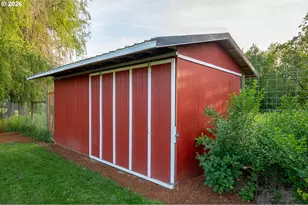 827 SW Gilson St, McMinnville, OR 97128 - Photo 45
