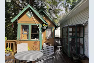 3330 31st St, Florence, OR 97439 - Photo 35