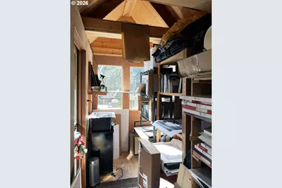 3330 31st St, Florence, OR 97439 - Photo 37