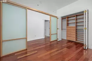 949 NW Overton St, Portland, OR 97209 - Photo 7