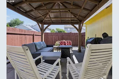 644 SE Myrtlewood Pl, Gresham, OR 97080 - Photo 35