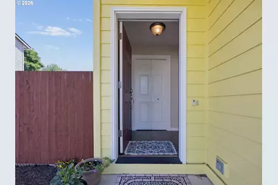 644 SE Myrtlewood Pl, Gresham, OR 97080 - Photo 3