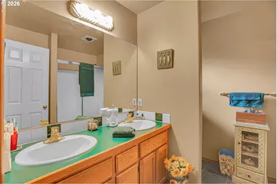 6134 SE Sigrid St, Hillsboro, OR 97123 - Photo 33