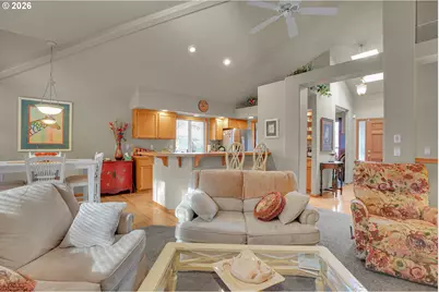 6134 SE Sigrid St, Hillsboro, OR 97123 - Photo 23