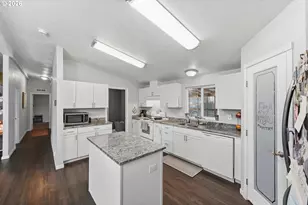 63111 Fruitdale Rd, Coos Bay, OR 97420 - Photo 7