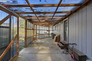 63111 Fruitdale Rd, Coos Bay, OR 97420 - Photo 31