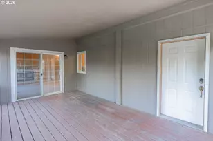 326 Holcomb Rd, Kelso, WA 98626 - Photo 25