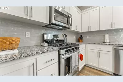 3933 Lindburg Rd, Salem, OR 97302 - Photo 13