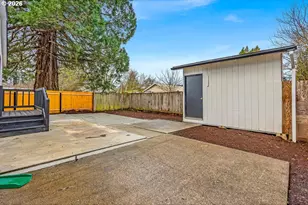 241 NW Wade St, Estacada, OR 97023 - Photo 43