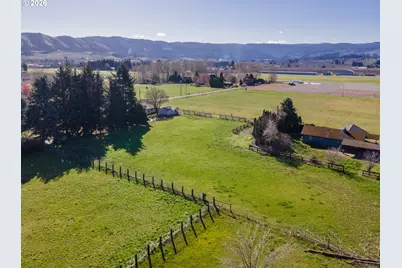 1658 Jeanette Rd, Hood River, OR 97031 - Photo 3