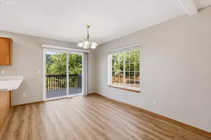 13811 SE Gannon Dr, Clackamas, OR 97015 - Photo 7