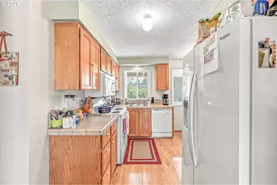 1655 Alexandra Ave, Woodburn, OR 97071 - Photo 13