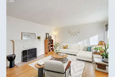 3911 NE Killingsworth St #7, Portland, OR 97211 - Photo 3