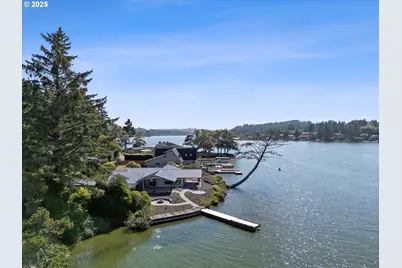 2997 NE Loop Dr, Otis, OR 97368 - Photo 35