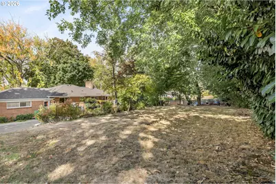 330 NW 101st Ave, Portland, OR 97229 - Photo 31