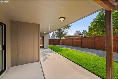 1025 River Mist Ln, Grants Pass, OR 97527 - Photo 21