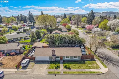 1334 NE 22nd St, Gresham, OR 97030 - Photo 31