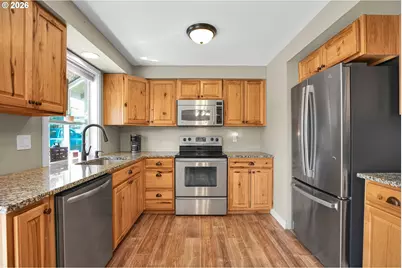 1334 NE 22nd St, Gresham, OR 97030 - Photo 11