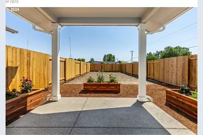 741 Periander Way, Harrisburg, OR 97446 - Photo 19