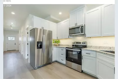 741 Periander Way, Harrisburg, OR 97446 - Photo 11